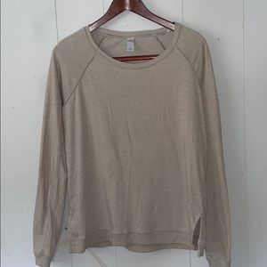 Alternative earth- Light and flowy long sleeve